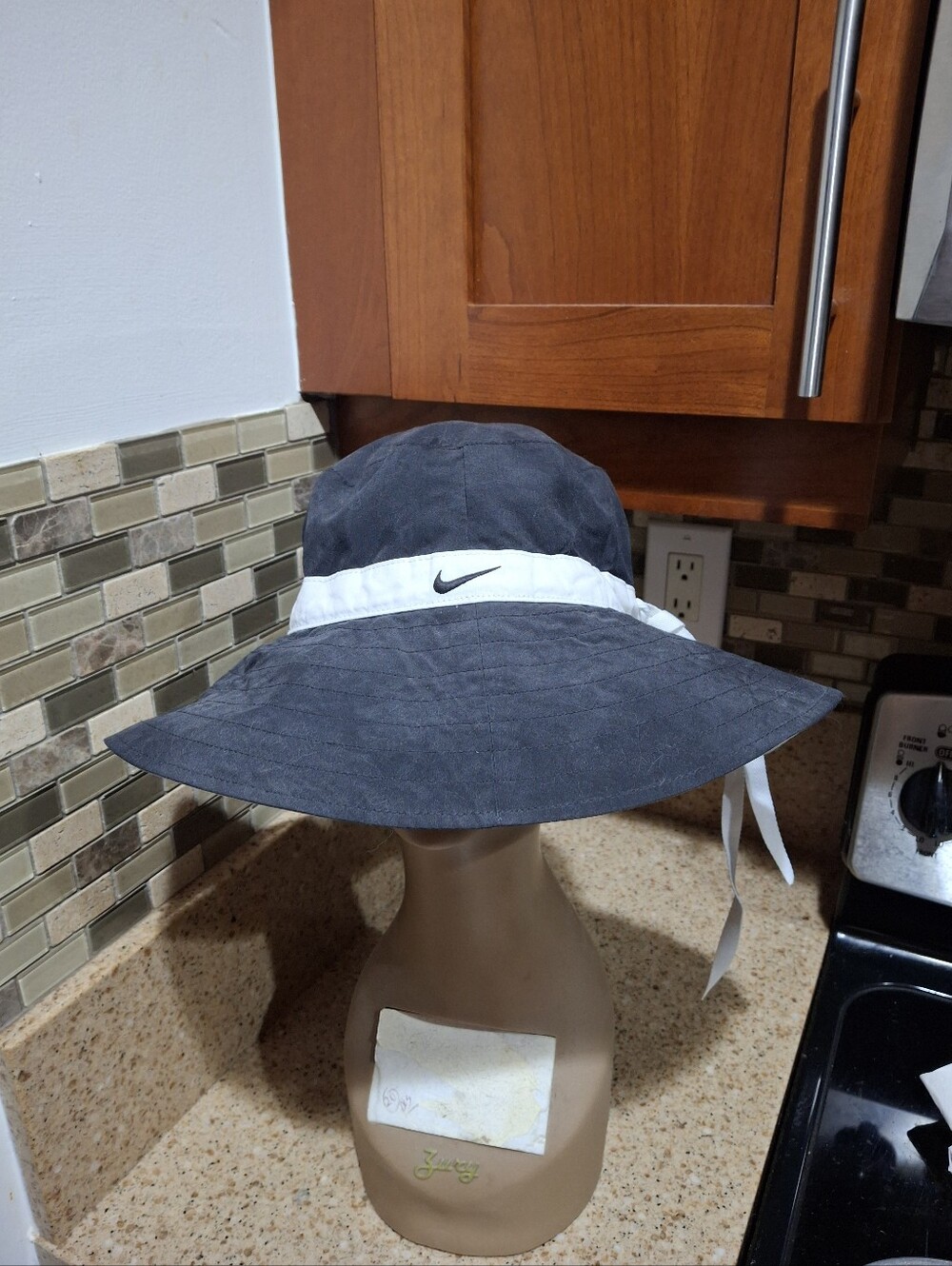 NIKE Sun Hat SZ OS